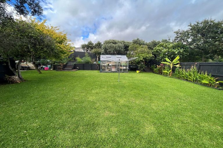 Photo of property in 8 Sunset Terrace, Waikanae Beach, Waikanae, 5036