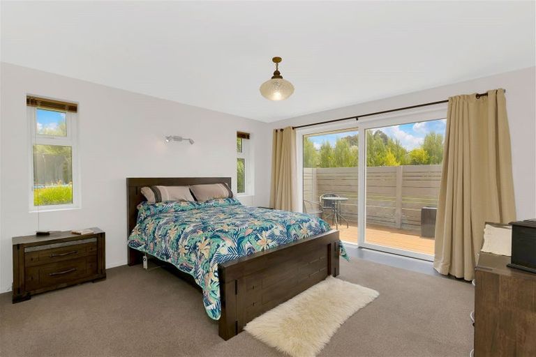 Photo of property in 8 Riverside Way, Amberley, 7410