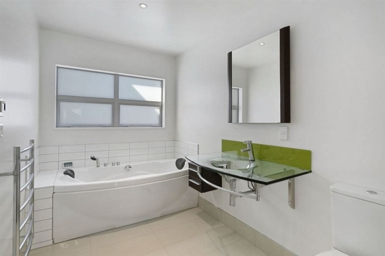 Photo of property in 41 Winchester Street, Merivale, Christchurch, 8014