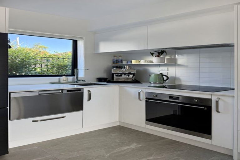 Photo of property in 7/110 Kervil Avenue, Te Atatu Peninsula, Auckland, 0610