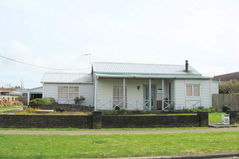 Photo of property in 20 James Street, Inglewood, 4330