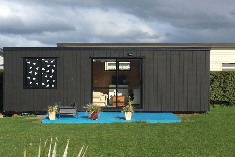 Photo of property in 8 Breaker's Crescent, Waihi Beach, 3611