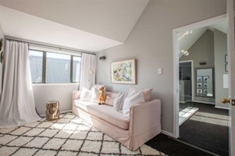 Photo of property in 82b Idris Road, Fendalton, Christchurch, 8052