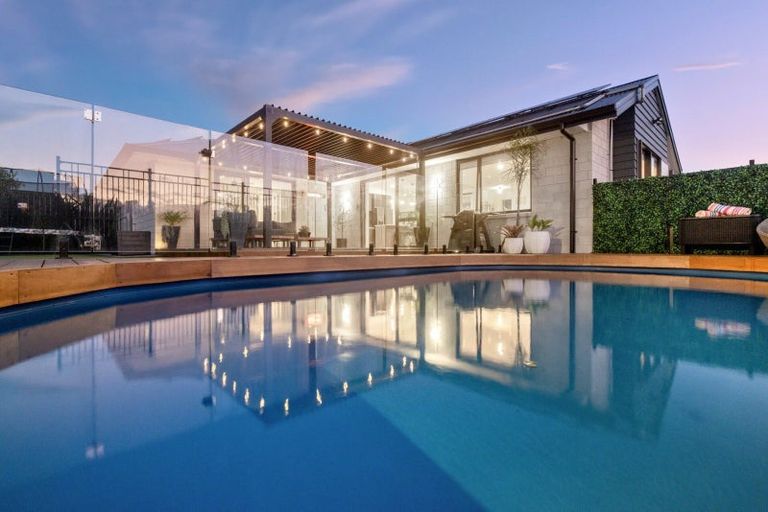 Photo of property in 16 Huria Vista, Pyes Pa, Tauranga, 3112