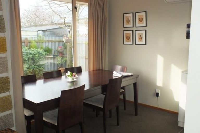 Photo of property in 2/66 Martin Avenue, Beckenham, Christchurch, 8023