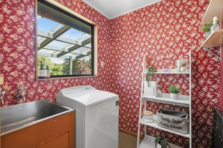 Photo of property in 38 Rakiura Parade, Otatara, Invercargill, 9879
