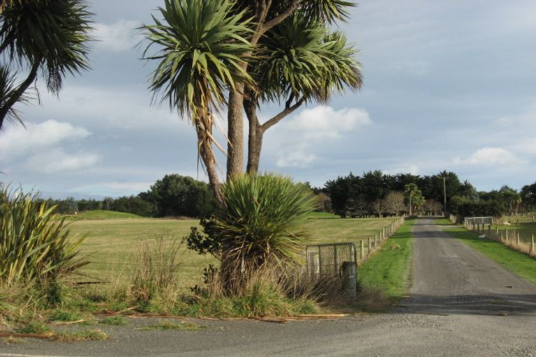 Photo of property in 61 Otatara Road, Otatara, Invercargill, 9879