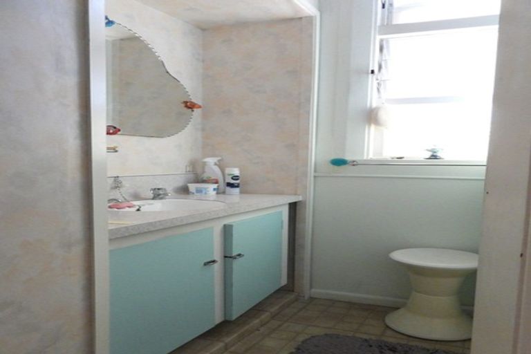 Photo of property in 60 Perth Street, South Hill, Oamaru, 9400