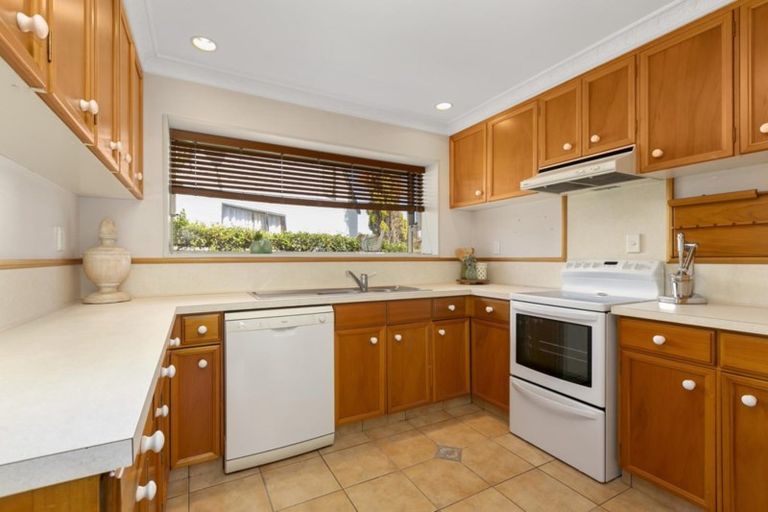 Photo of property in 14 Philomel Crest, Welcome Bay, Tauranga, 3112