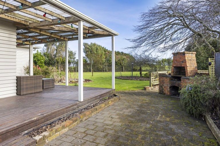 Photo of property in 235 Manutahi Road, Manutahi, Patea, 4598