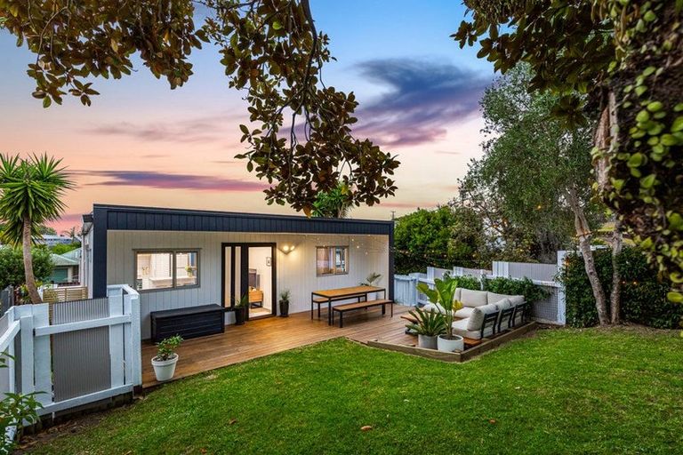 Photo of property in 1/68 Mcleod Road, Te Atatu South, Auckland, 0610