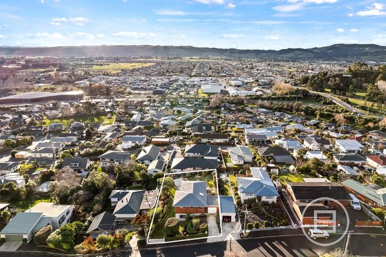 Photo of property in 15 Tweed Street, Kinmont Park, Mosgiel, 9024
