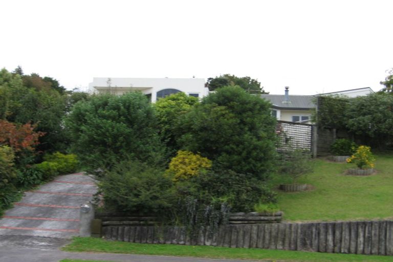 Photo of property in 24 Sunnyview Avenue, Shelly Park, Auckland, 2014