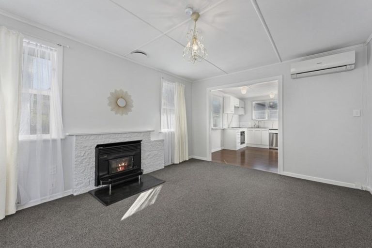 Photo of property in 14 Logie Street, Stokes Valley, Lower Hutt, 5019