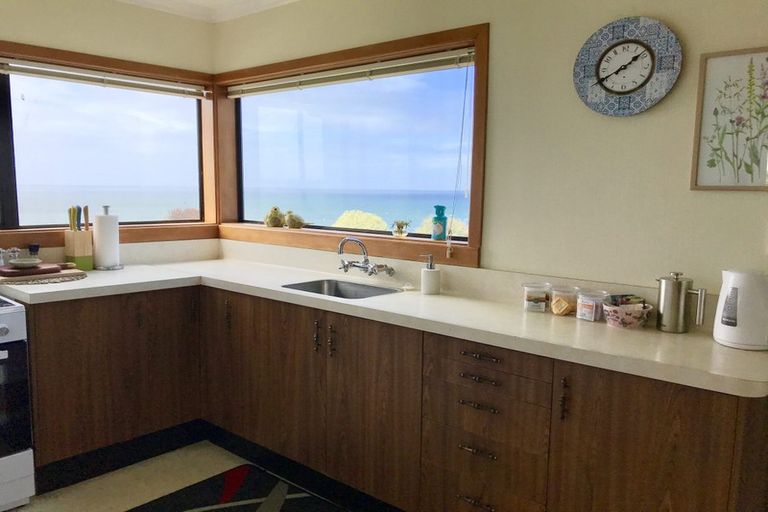 Photo of property in 16 Ward Parade, Bluff, 9814