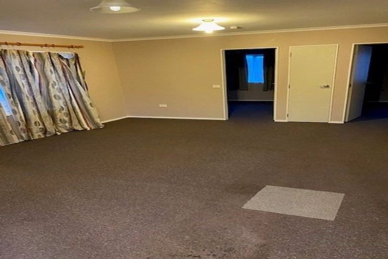 Photo of property in 10a Whenua View, Titahi Bay, Porirua, 5022