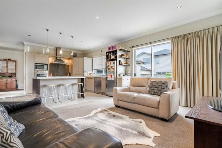 Photo of property in 11 Amapur Place, Flat Bush, Auckland, 2019