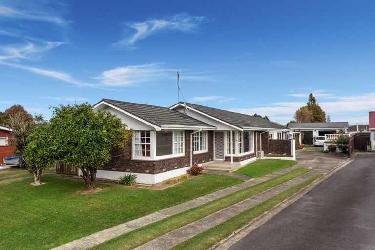 Photo of property in 2a Wybo Veldman Place, Whakatane, 3120