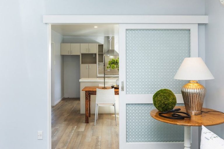 Photo of property in 2/3 Puriri Street, Riccarton, Christchurch, 8041