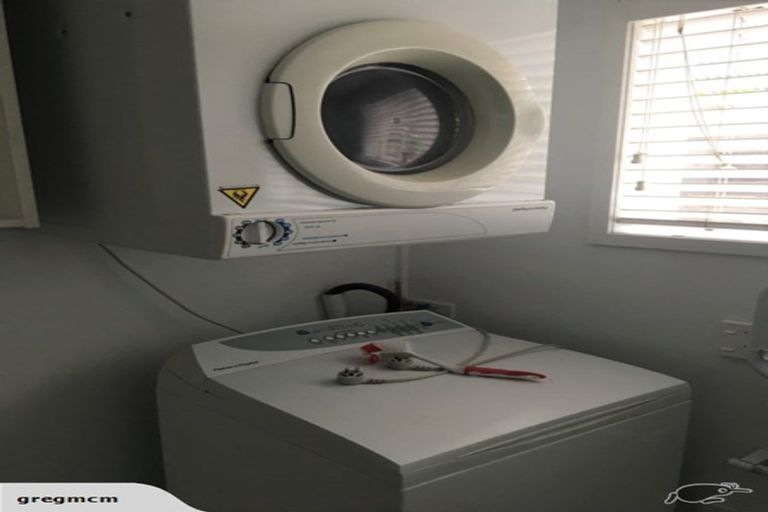 Photo of property in 12 St Peters Street, Northcote, Auckland, 0627