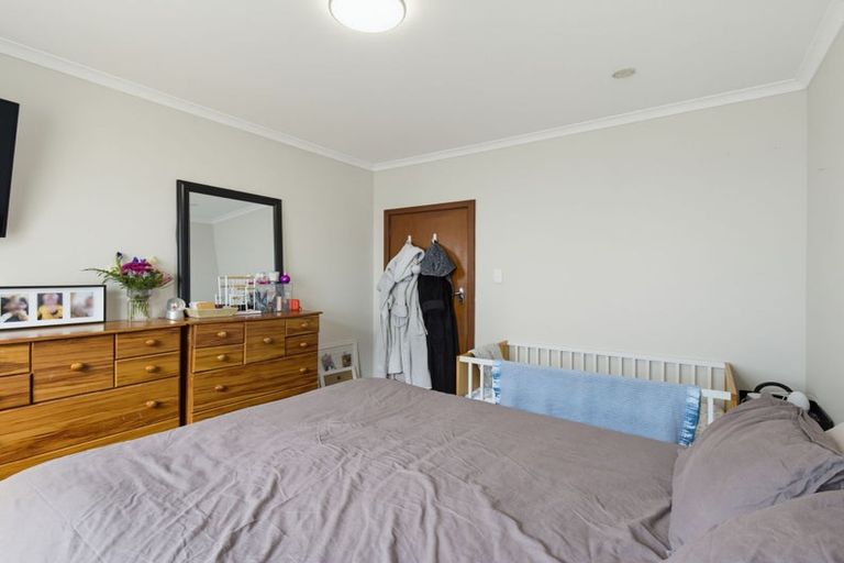 Photo of property in 15 Smitheram Street, Allenton, Ashburton, 7700