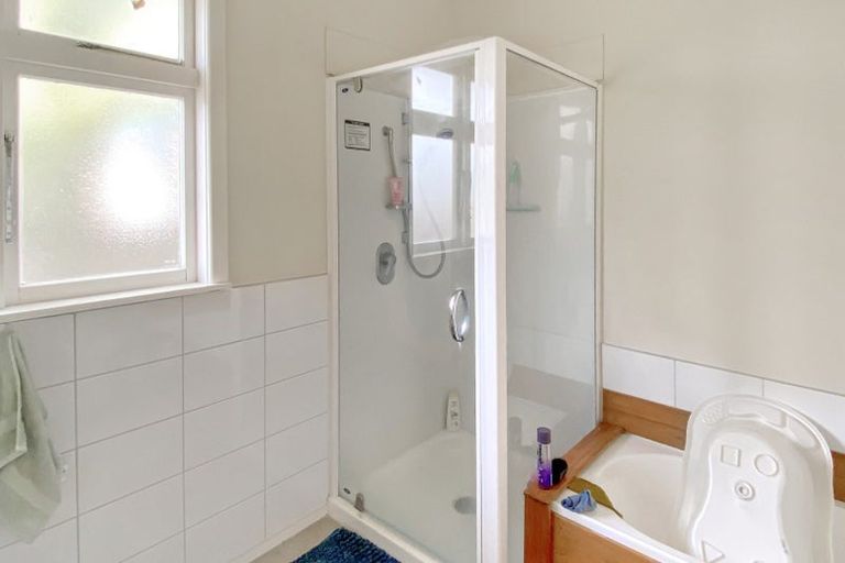 Photo of property in 7 Freyberg Street, Roslyn, Palmerston North, 4414