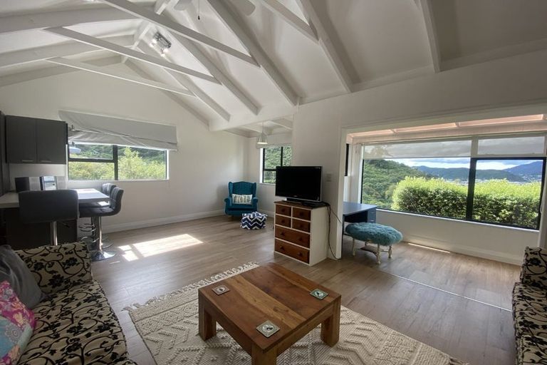 Photo of property in 18 Webster Place, Picton, 7220