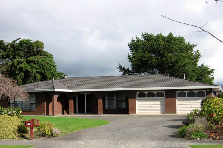 Photo of property in 56 Carter Crescent, Awapuni, Palmerston North, 4412
