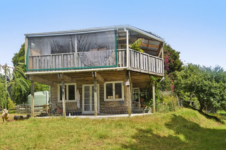Photo of property in 122 Goat Island Road, Leigh, Warkworth, 0985