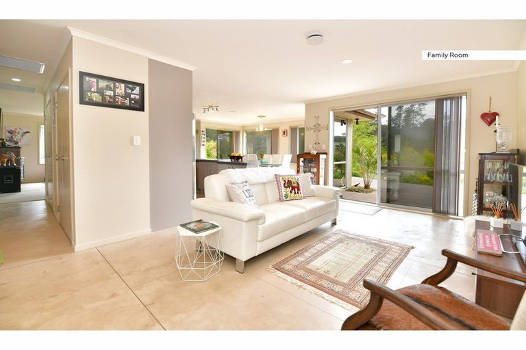 Photo of property in 24 Puhoi Close, Puhoi, Warkworth, 0994