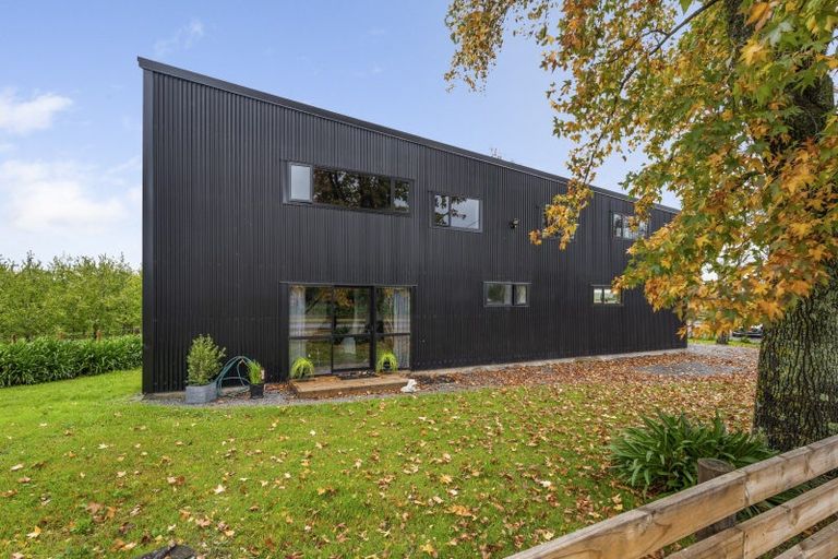 Photo of property in 101 Moteo Pa Road, Puketapu, Napier, 4183