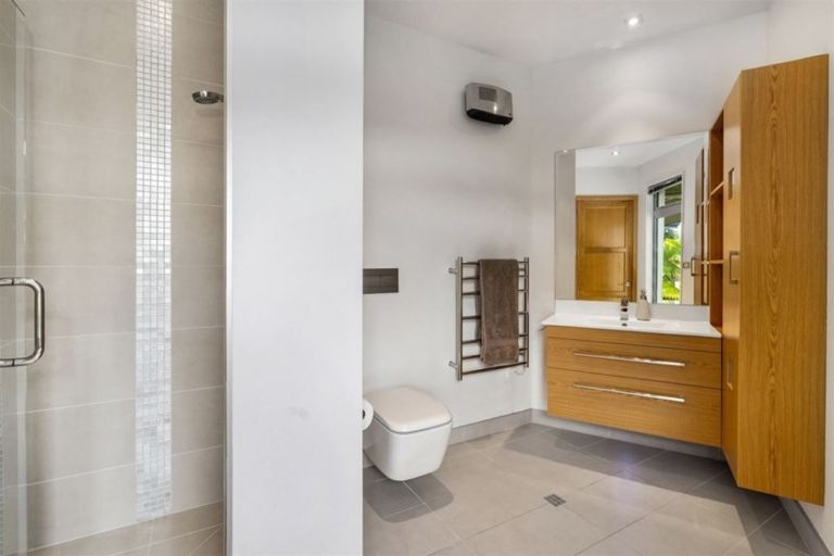 Photo of property in 20 Mcsaveneys Road, Marshland, Christchurch, 8051