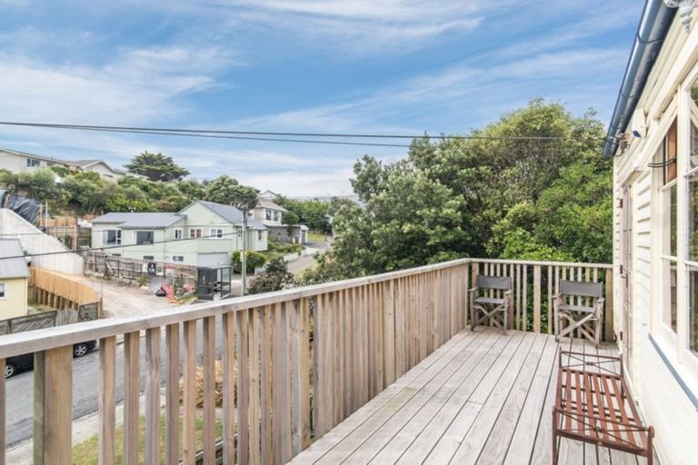 Photo of property in 76 Sidlaw Street, Strathmore Park, Wellington, 6022