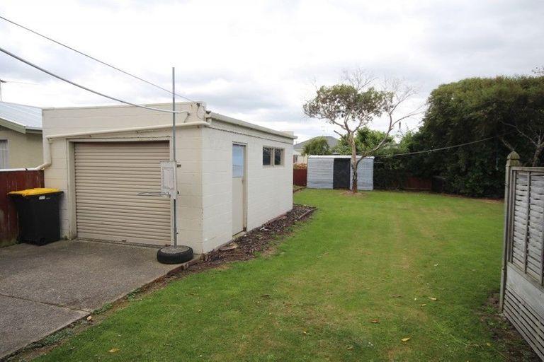 Photo of property in 77 Prince Albert Road, Saint Kilda, Dunedin, 9012