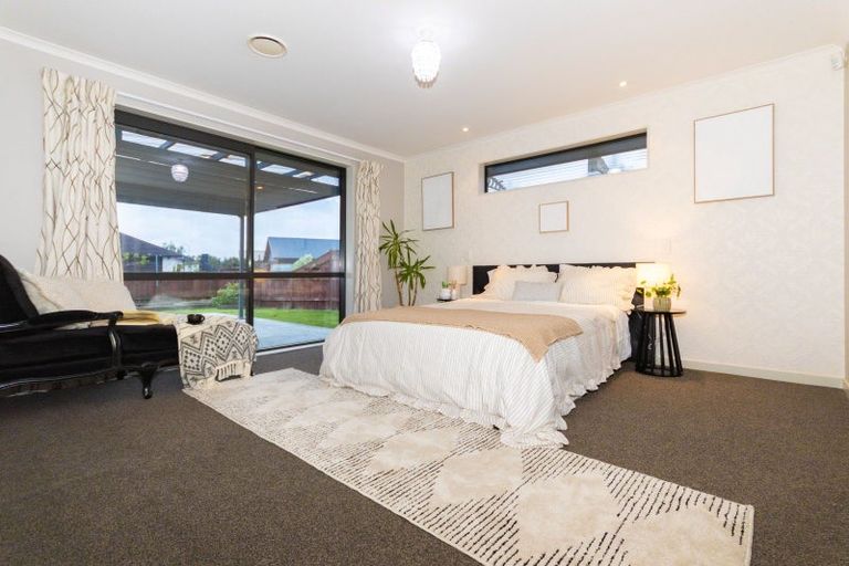 Photo of property in 55 Liberty Grove, Kelvin Grove, Palmerston North, 4414