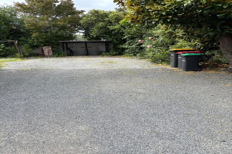 Photo of property in 2/11a Newnham Terrace, Upper Riccarton, Christchurch, 8041