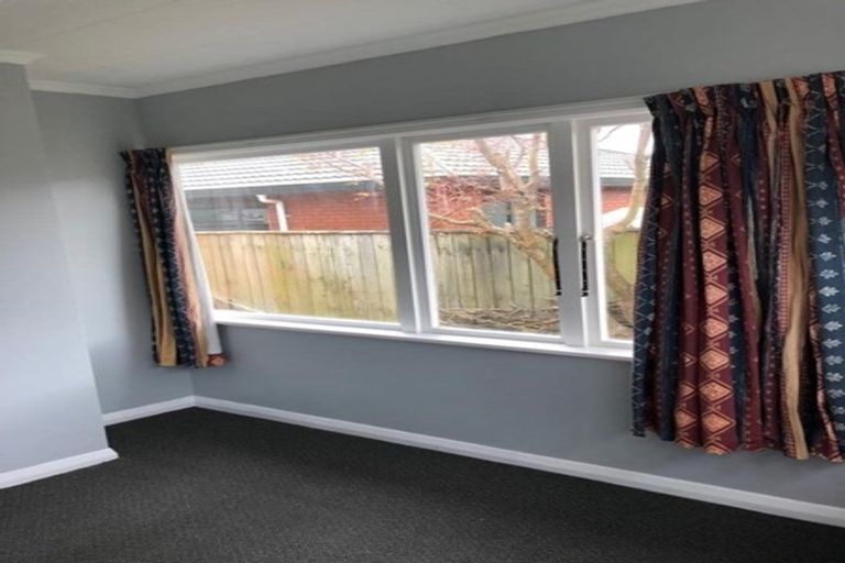 Photo of property in 19 Roberts Street, Epuni, Lower Hutt, 5011