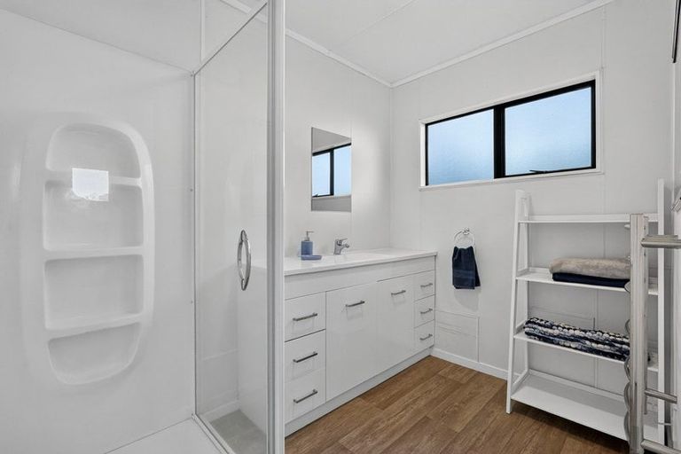 Photo of property in 1/30 Savoy Road, Glen Eden, Auckland, 0602