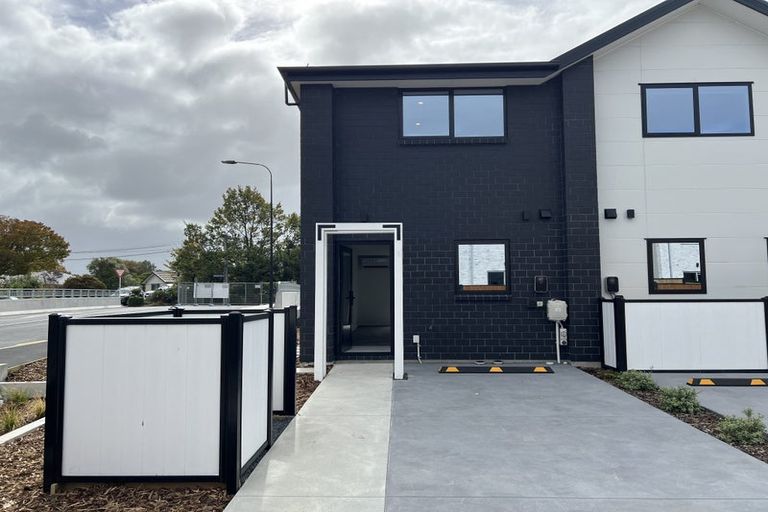 Photo of property in 1/1 Matata Place, Dallington, Christchurch, 8061