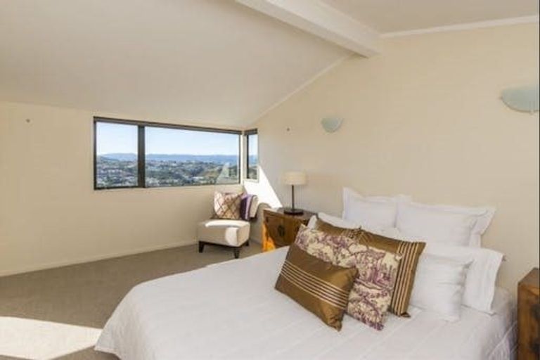 Photo of property in 31 Nalanda Crescent, Broadmeadows, Wellington, 6035