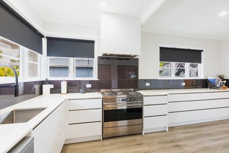 Photo of property in 11 Tom Parker Avenue, Marewa, Napier, 4110