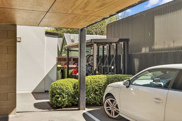 Photo of property in 2/34 Cranmer Square, Christchurch Central, Christchurch, 8013
