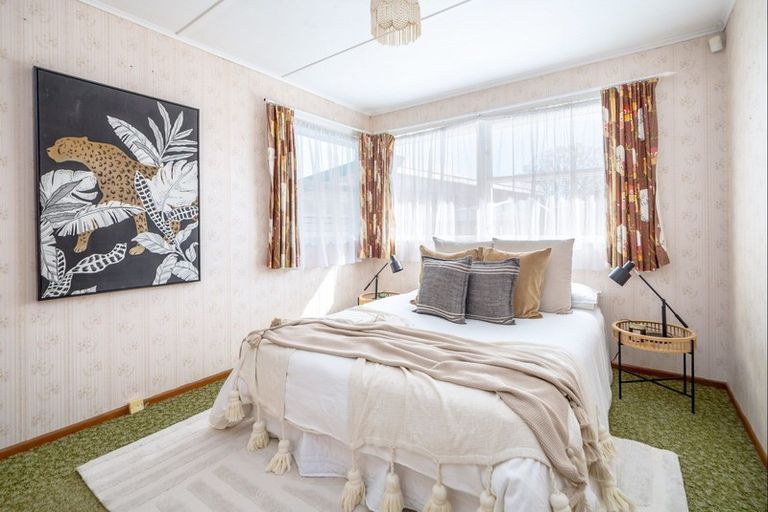 Photo of property in 6 Taverner Street, Carterton, 5713