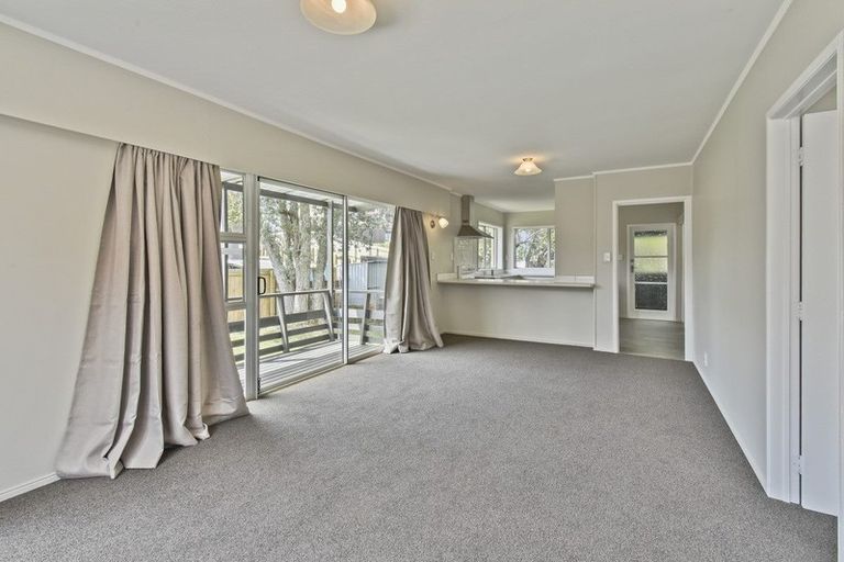 Photo of property in 1/31 Halver Road, Hillpark, Auckland, 2102
