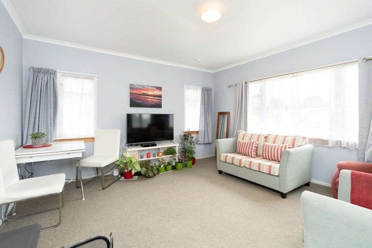 Photo of property in 25 Rutland Street, Levin, 5510