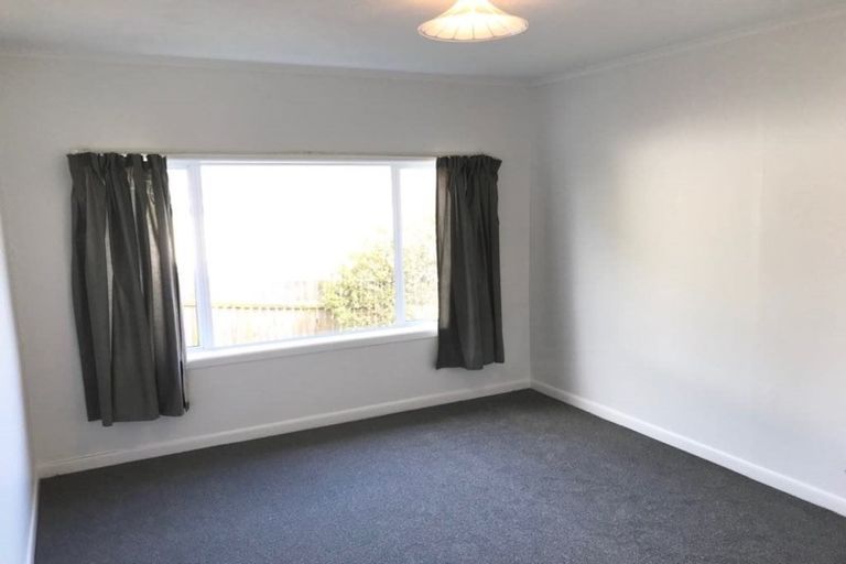 Photo of property in 4/87 Manuka Road, Bayview, Auckland, 0629
