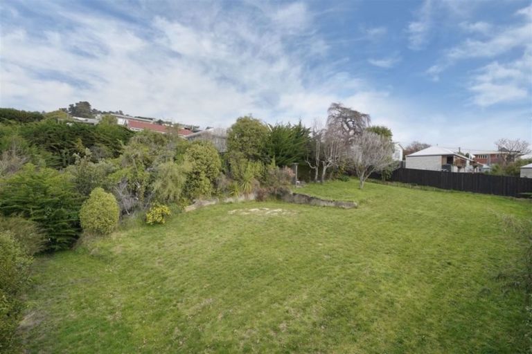 Photo of property in 63 Moncks Spur Road, Redcliffs, Christchurch, 8081