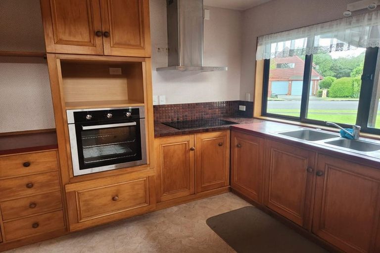 Photo of property in 24 Kotare Crescent, Maunu, Whangarei, 0110