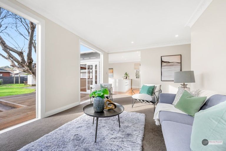 Photo of property in 35 Burnside Street, Waterloo, Lower Hutt, 5011