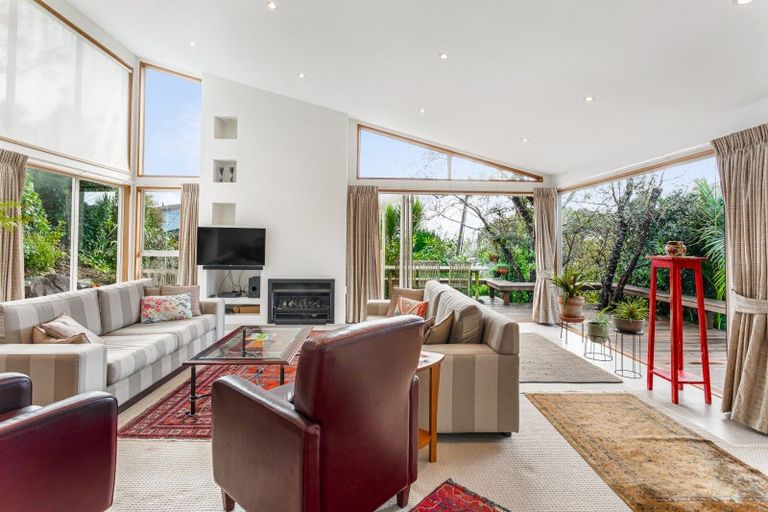 Photo of property in 28a Long Bay Drive, Torbay, Auckland, 0630